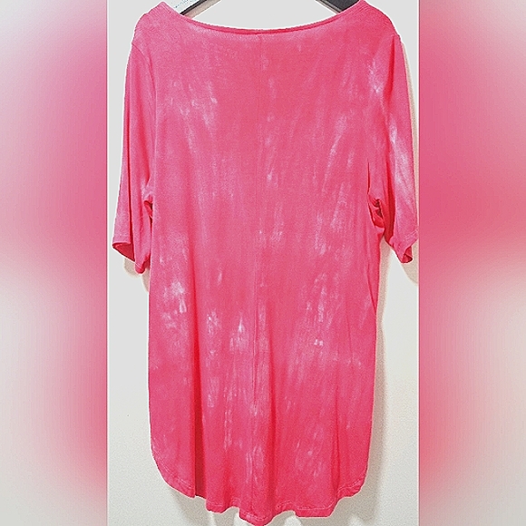 Like New Torrid 00 Super Soft Favorite Tunic - Picture 2 of 7